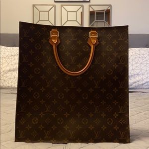 LOUIS VUITTON Monogram Sac Plat Tote